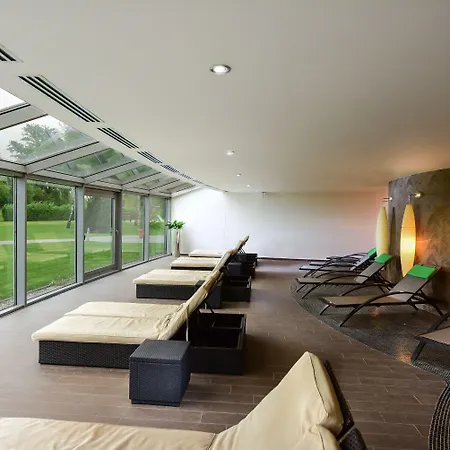 Azur 3* شيوفوك