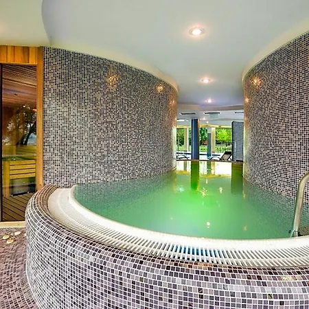 Otel Azur Siofok