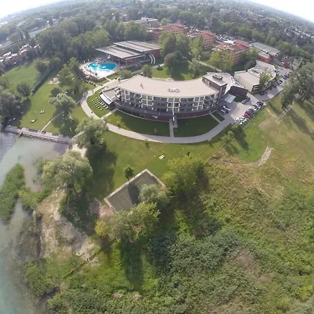 Hotel Azur Premium
