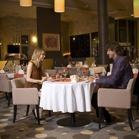 Azur Premium Hotel