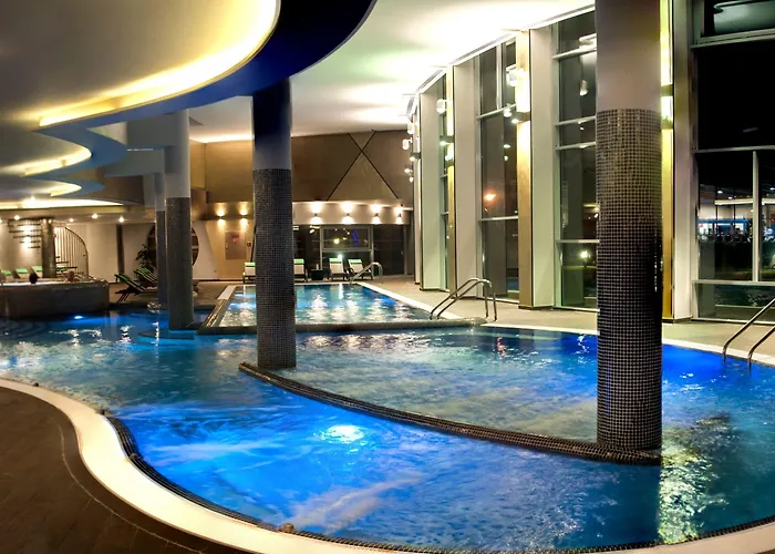 Azur Hotel